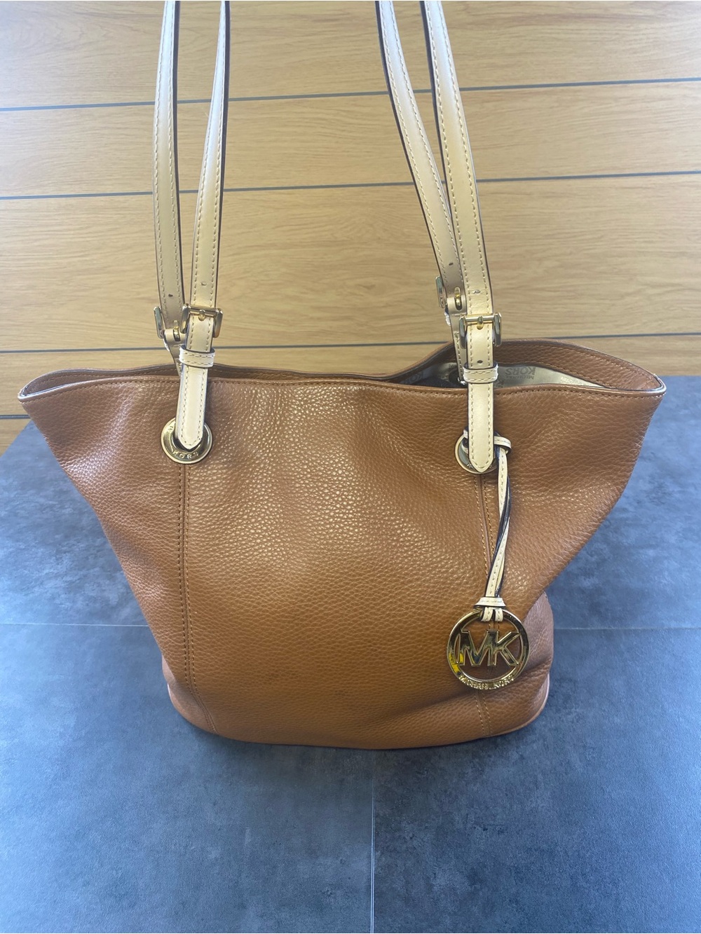 Michael Kors Jet Set Brown Pebbled Leather Shoulder Tote-CLEAN‎